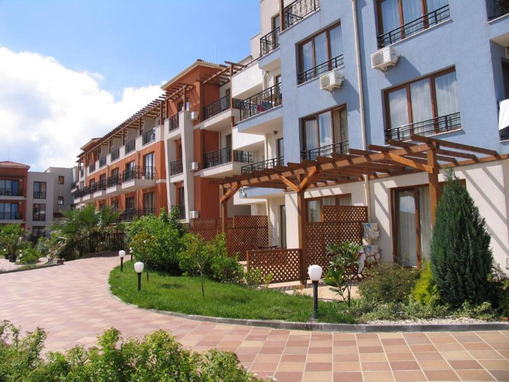 Hotel Paradise Garden Черноморець Екстер'єр фото